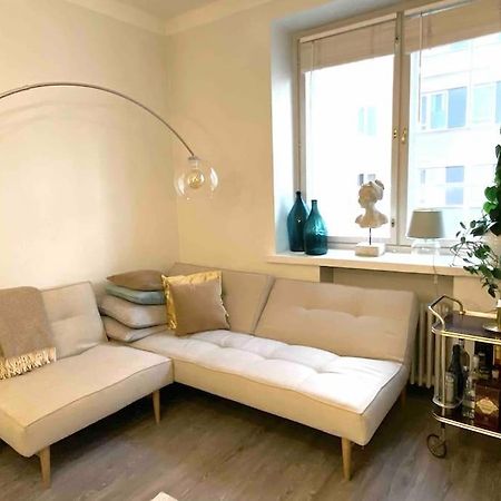 Glorious Apartment In Hakaniemi 헬싱키 외부 사진